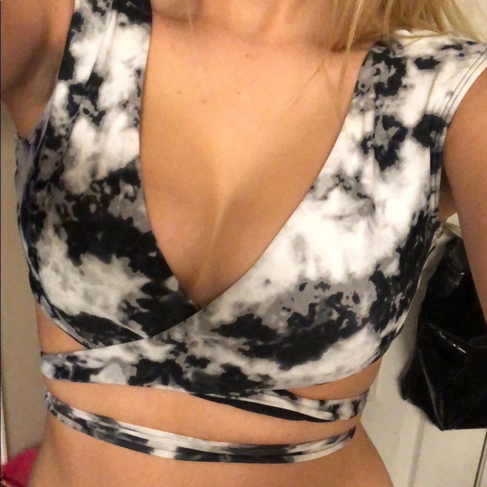 Xs/Small Tie- Dye Bikini Top.